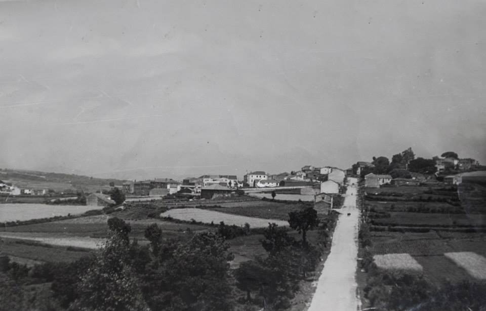 Aprox. Ano 1955. Carretera de Monterroso vista desde Gresulfe. Aportación de Luis Pereiro